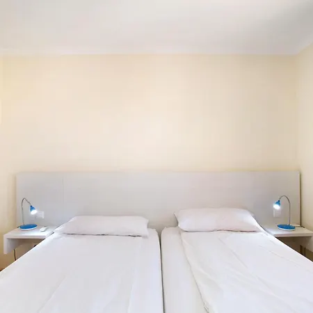 Pineda H Apartment *