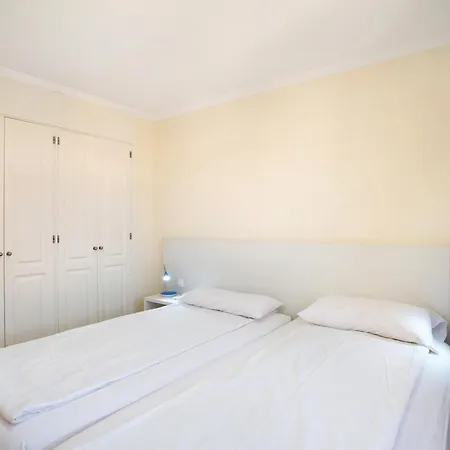 Pineda H Apartment *